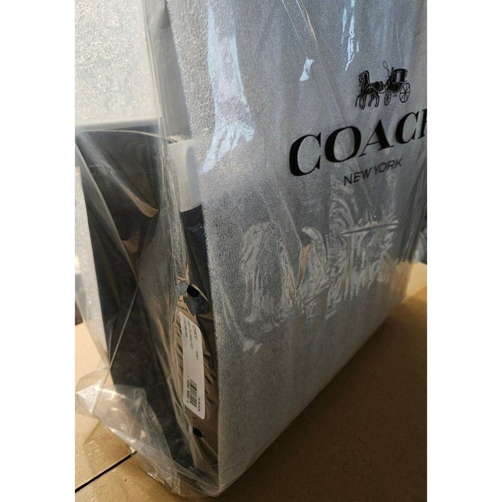 Coach Maggie Tote Bag In Signature Leather  New With Tags - Picture 11 of 12